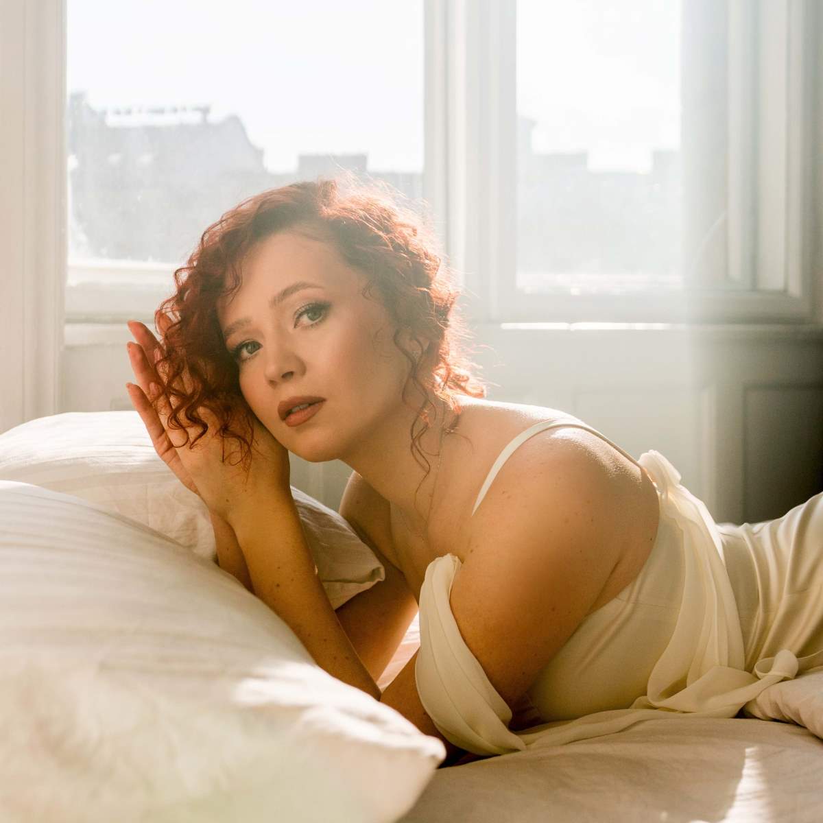 Співачка YAGODA презентує пісню «Я не я», яка є продовженням легендарного хіта «Я ніколи нікому тебе не віддам»