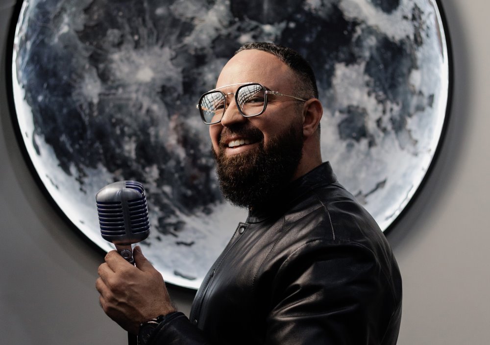 Україна ще так не звучала: Sergii Garant переспівав найвідоміші хіти й народні перлини