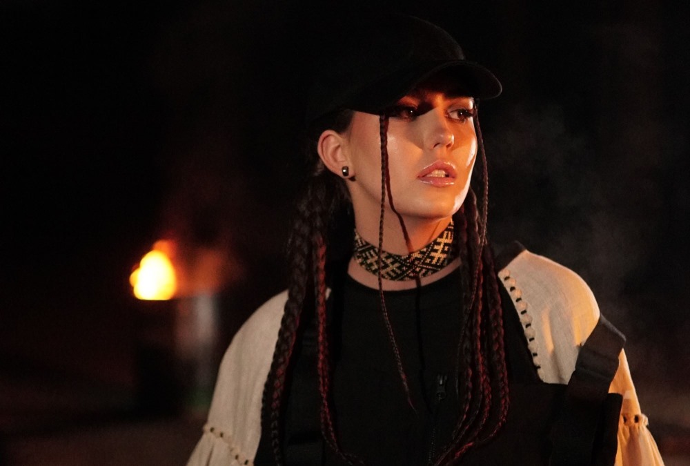 TAYNA переспівала легендарний «Щедрик»: нове звучання вже в мережі