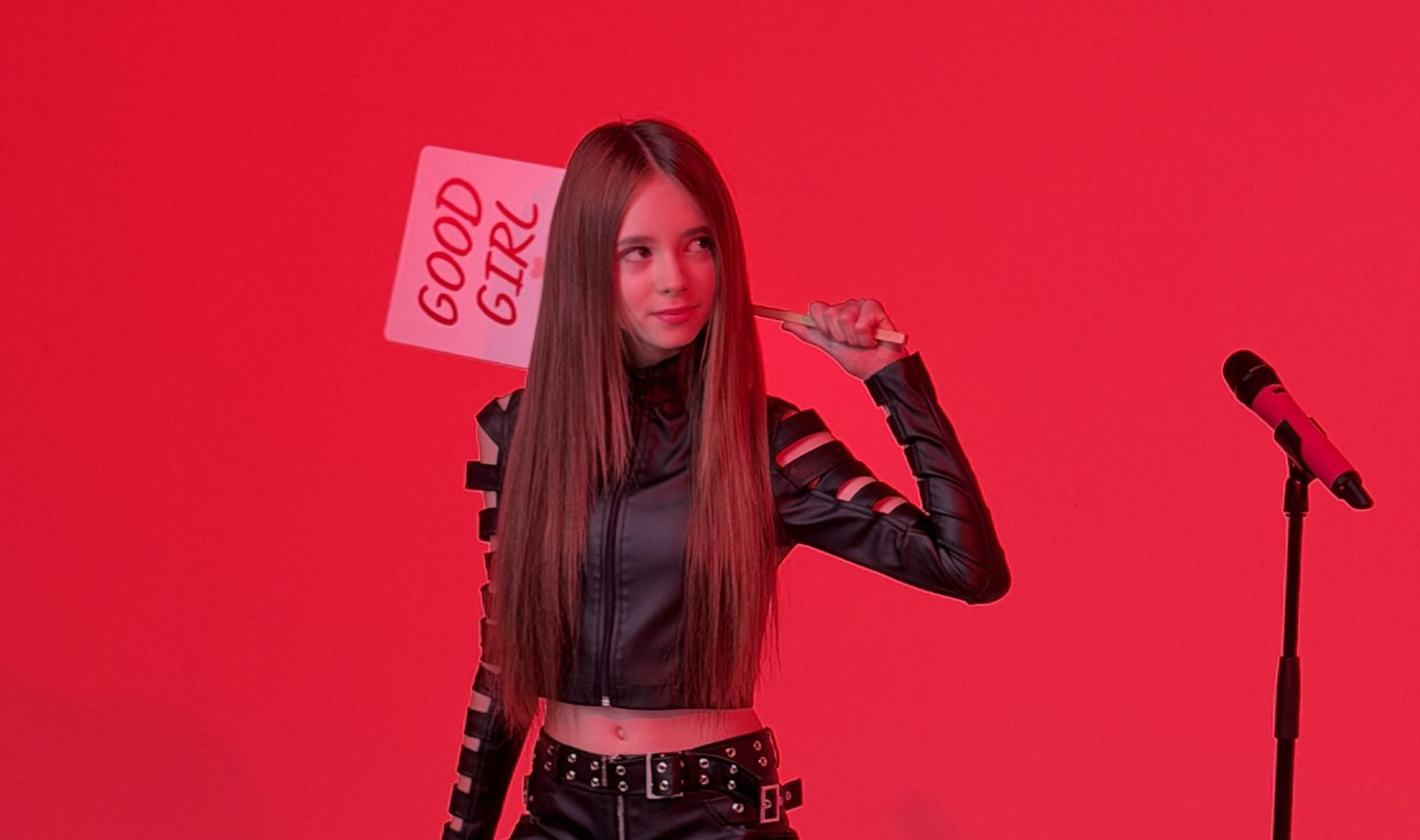 Без правил і чужих очікувань: Злата Іванів презентує трек «Я не good girl»